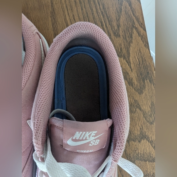 Women's Nike SB 8.5 - Picture 3 of 4